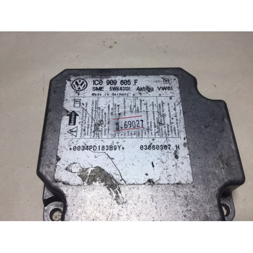 Volkswagen Golf Airbag Beyni 1C0909605F 5WK43131 INDEX01