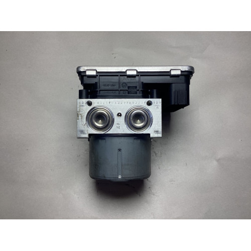 Volkswagen Golf Audi A3 ABS Beyni 5Q0614517DE 28.5157-8842.3 10.0916-5366.3 10.0220-1413.4