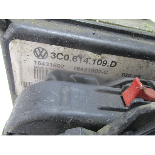 Volkswagen Passat ABS Beyni 3C0614109D 16431602 16431502-C