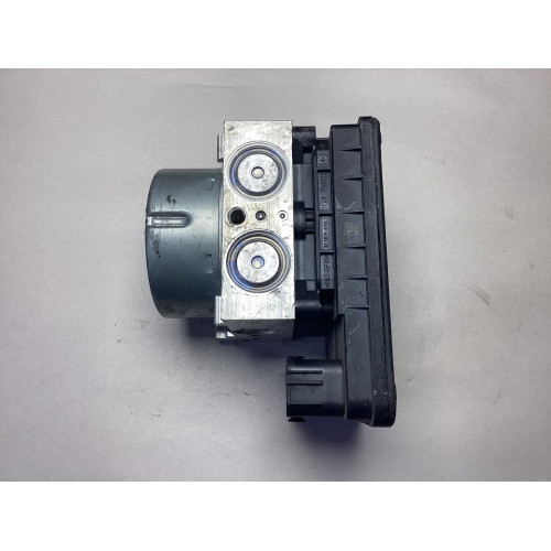 Volkswagen Multivan ABS Beyni 7T1614517D 28.5164-5753.3 10.0220-2627.4