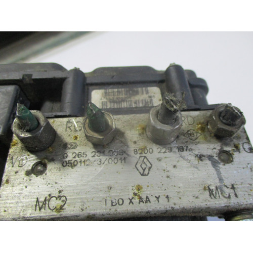 Renault Clio 2 ABS Beyni 0265800335 8200229137 0265231333