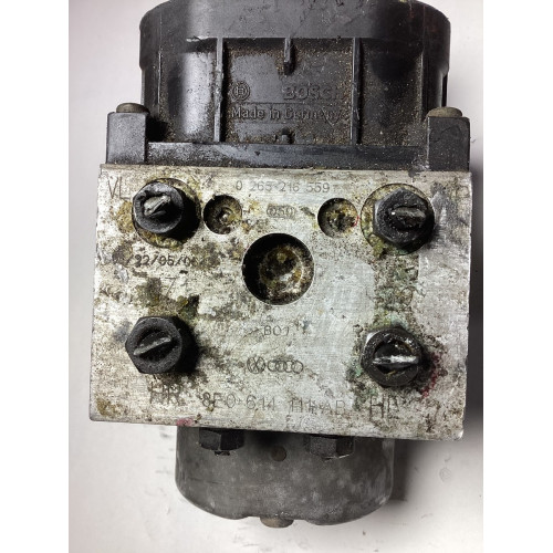 Volkswagen Passat B5 Audi A4 ABS Beyni 8E0614111AB 0273004281 0265216559