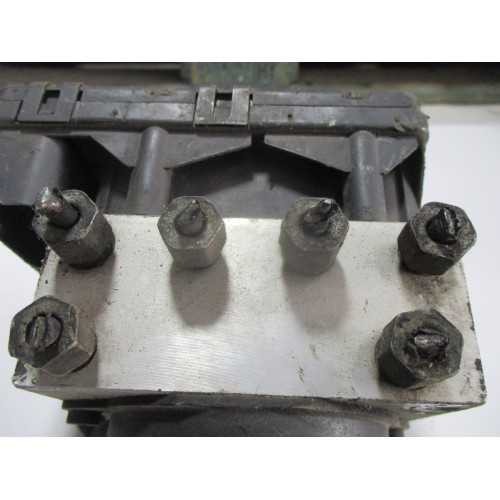 Chrysler Voyager ABS Beyni 25.0946-0197.3 10.0511-8186.1 04686702AA C
