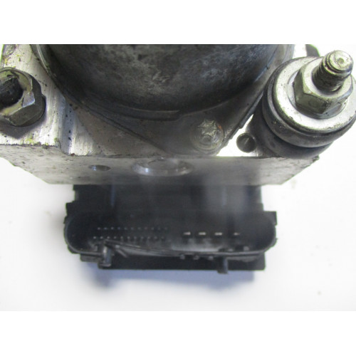 Renault Clio 2 ABS Beyni 0265800335 8200229137 0265231333
