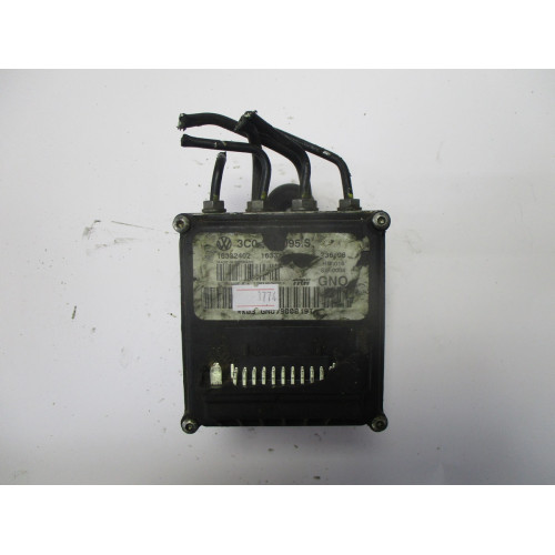 Volkswagen Passat ABS Beyni 3C0614095S 16332402 16332502-A 