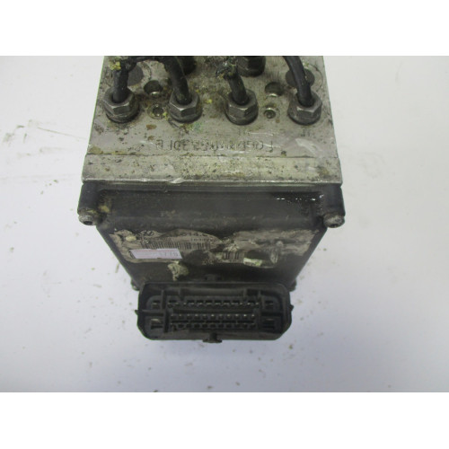 Volkswagen Passat ABS Beyni 3C0614095S 16332402 16332502-A 