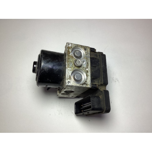 Volkswagen Amarok ABS Beyni 2H0907379G 2H0614517C 10.0929-0320.3 10.0619-3660.1 10.0212-0568.4