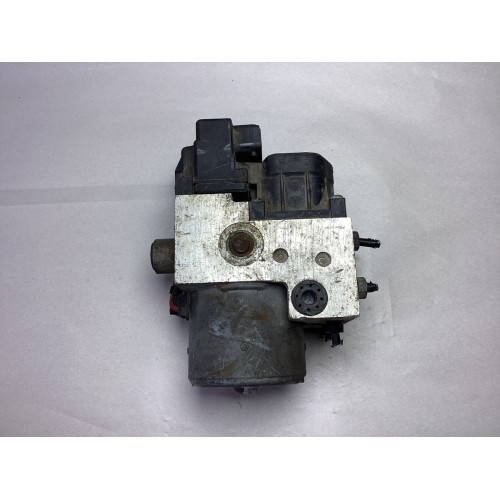Volkswagen Passat B5 Audi A4 ABS Beyni 8F0614111AB 0273004281 0265216559