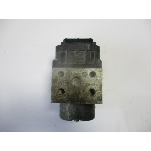 Toyota Avensis ABS Beyni 0273004229 Bozuk Beyin kısmı bozuk Pompa kısmı satlıktır