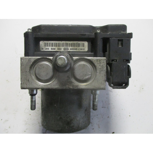 Opel Corsa C ABS Beyni 0265800303 24469609 0265231306 altta kırık var kart sağlam