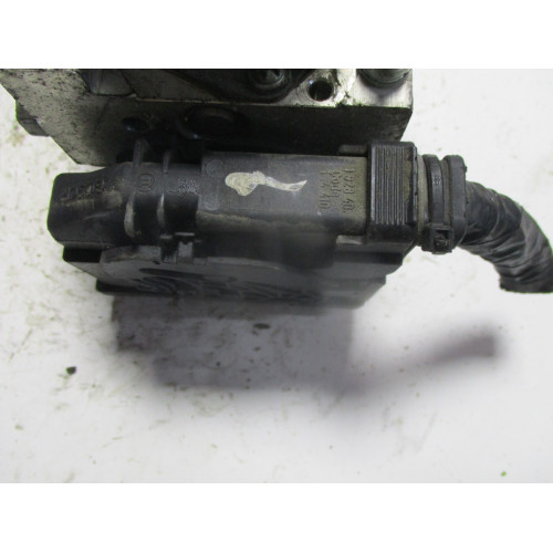 Renault Clio 2 ABS Beyni 0265800335 8200229137 0265231333