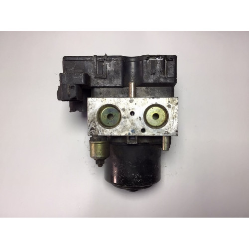 Mitsubishi Pajero Montero ABS Beyni 445104020 140608270043