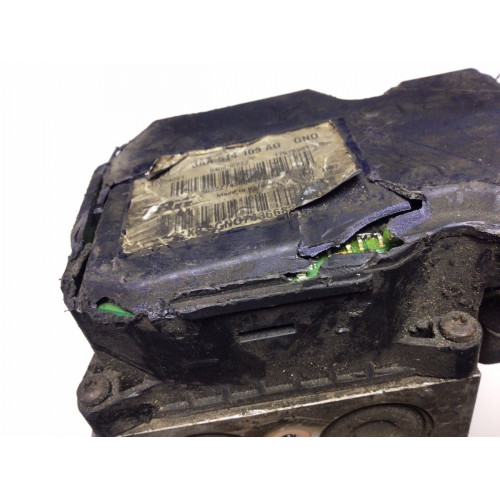 Volkswagen Passat B7 ABS Pompası 3AA614109AQ 17654081 54085622Z 17618981-B