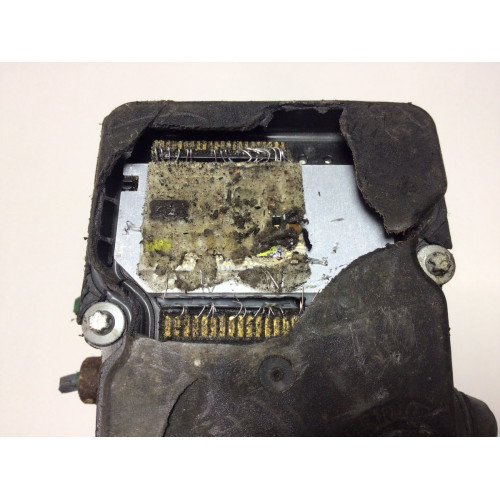 Opel Corsa ABS Pompası 0265232212 13276461 0265800770