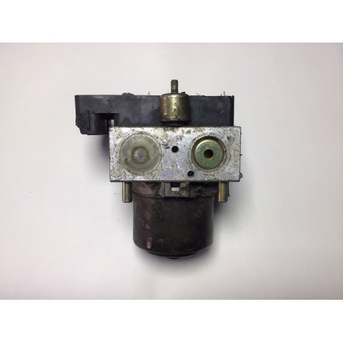 Toyota Corolla ABS Pompası 44510-96030 4C180088