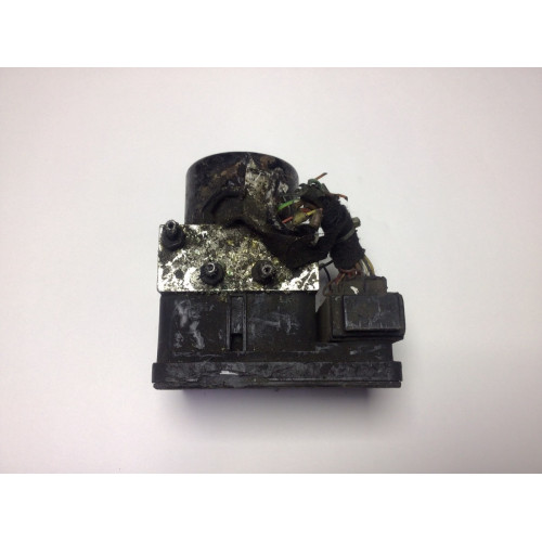 Volkswagen Golf 4 ABS Pompası 1C0907379C 10.0960-0311.3 1J0614117E 10.0206-0007.4