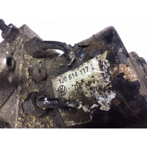 Volkswagen Golf 4 ABS Pompası 1C0907379C 10.0960-0311.3 1J0614117E 10.0206-0007.4