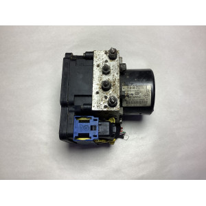 Renault Fluence Megane 3 Scenic 3 Abs Beyni 10.0961-1447.3 10.0619-3256.1 28.5610-5640.3 476601563R 10.0212-0466.4 95CT2AAY2
