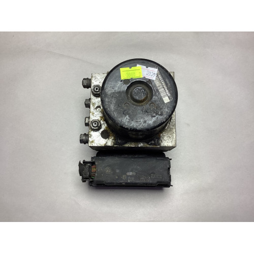 Volkswagen Golf ABS Beyni 1K0907379BJ 10.0961-0352.3 10.0619-3724.1 28.5610-5441.3 1K0614517DE 10.0212-0681.4