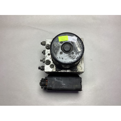 Volkswagen Golf 6 ABS Beyni 1K0907379AT 10.0961-0336.3 10.0619-3556.1 28.5610-5422.3 1K0614517CB 10.0212-0561.4