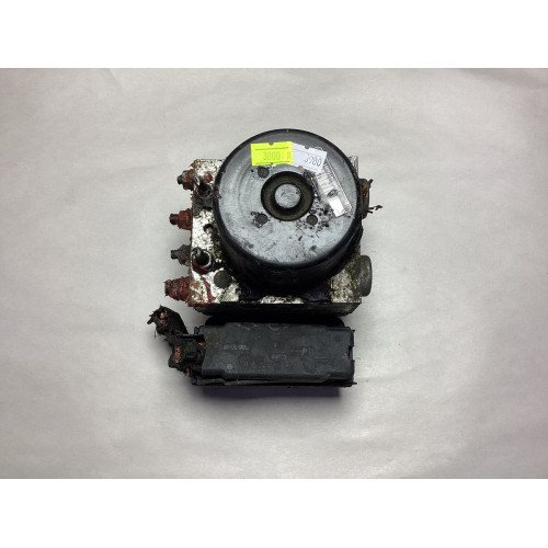 Volkswagen Golf ABS Beyni 1K0907379BJ 10.0961-0352.3 10.0619-3724.1 28.5610-5441.3 1K0614517DE 10.0212-0681.4