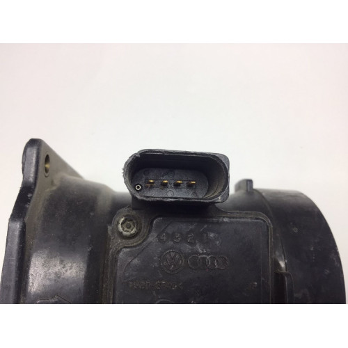 Audi A4 A6 Volkswagen Passat Hava Akışmetre AFH70-08D 078133471E