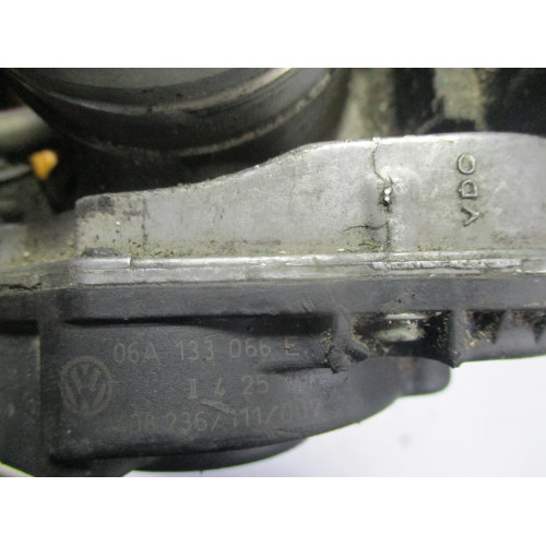 Skoda Octavia Volkswagen Golf Bora Jetta Gaz Kelebeği 06A133066E