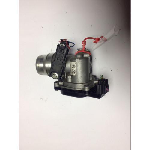 Renault Clio 4 1.5 Gaz Kelebeği Boğaz Kelebeği 161A09287R 027707411