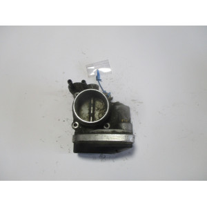 Audi A3 A4 Volkswagen Passat Gaz Kelebeği 06F133062 408.238/327/003
