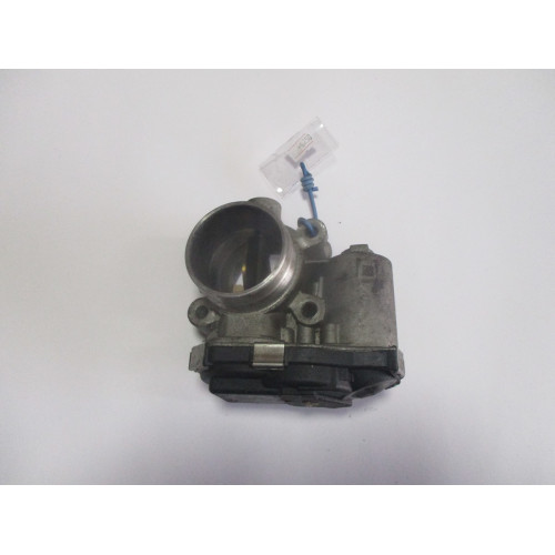 Opel Astra İnsignia Gaz Boğaz Kelebeği 55496779AA
