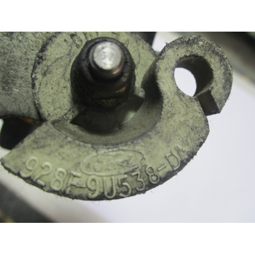 Ford Escort Gaz Kelebegi 928F-9U538-DA