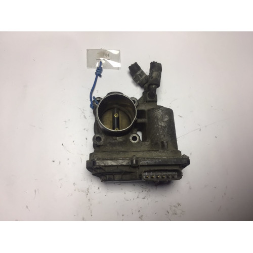 Mitsubishi Colt Gaz Kelebeği MN149258