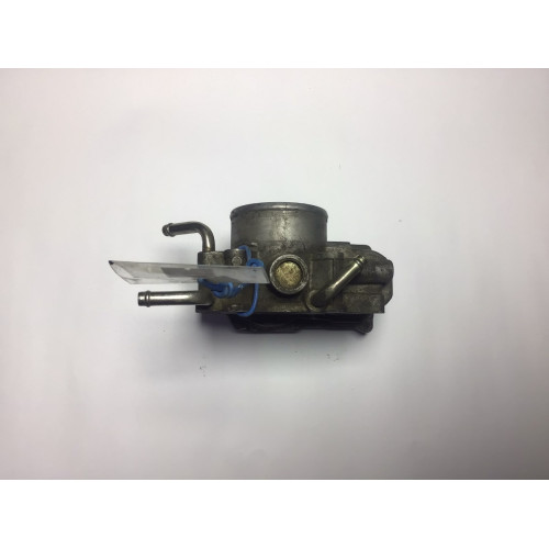 Toyota Avensis Corolla 2.0 Gaz Kelebeği Boğaz Kelebeği 22030-28050