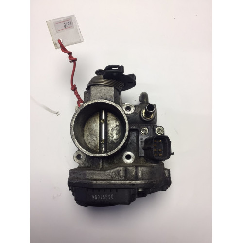 Chevrolet Rezzo 1.6 Gaz Kelebeği 96345590 Bozuk