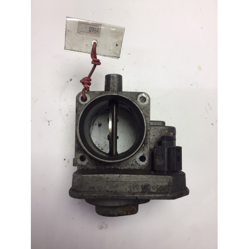 Volkswagen Caddy Seat Cordoba Gaz Boğaz Kelebeği 038128063C