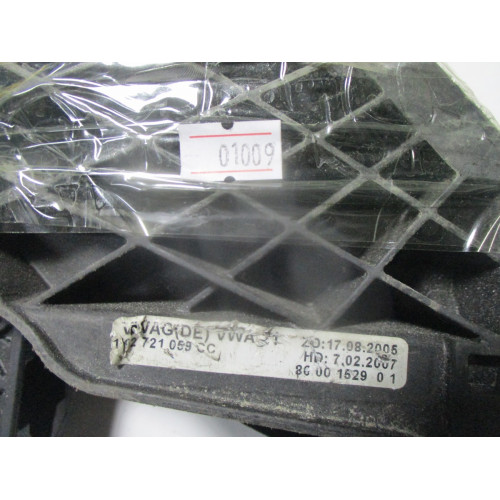 Audi A3 S3 Debriyaj Pedalı 1K2721059CC