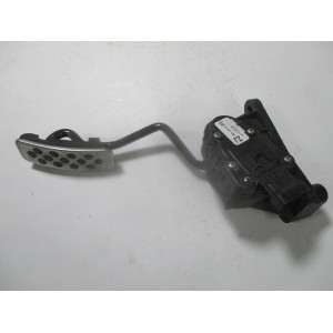 Opel Astra H Gaz Pedalı 24427006 