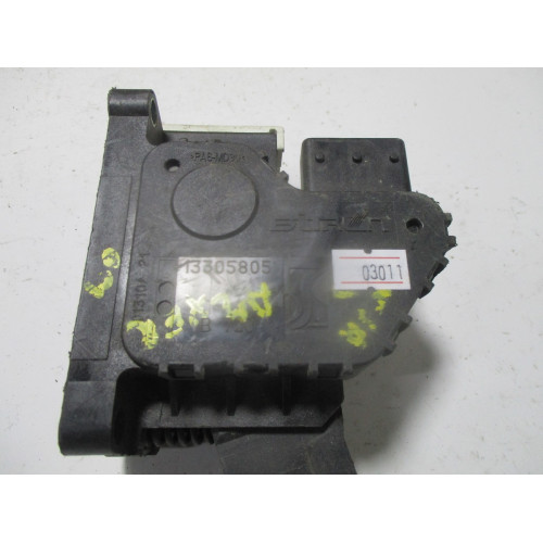 Opel Corsa Gaz Pedalı 13305805 