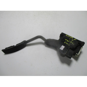 Opel Corsa Gaz Pedalı 13305805 