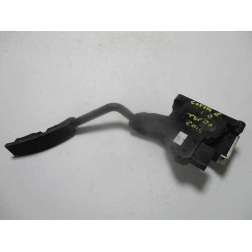 Opel Corsa Gaz Pedalı 13305805 
