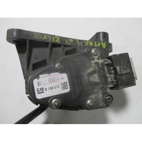 Opel Astra H MK5 Gaz Pedalı 9158010