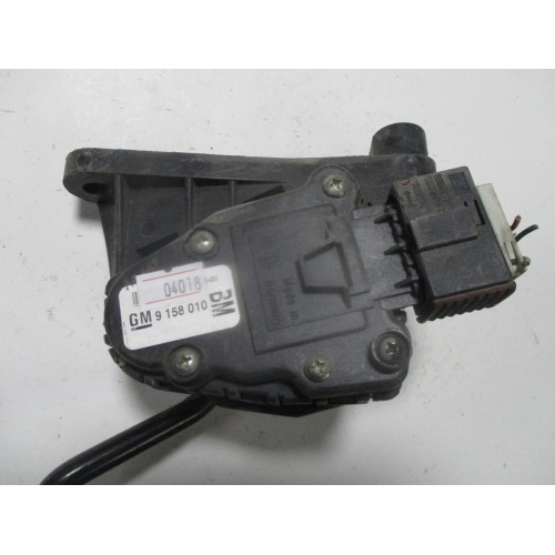 Opel Astra H MK5 Gaz Pedalı 9158010