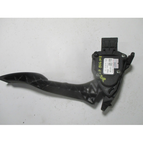 Opel İnsignia Gaz Pedalı 13237356