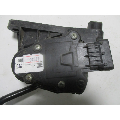 Opel Astra H MK5 Gaz Pedalı 9158010