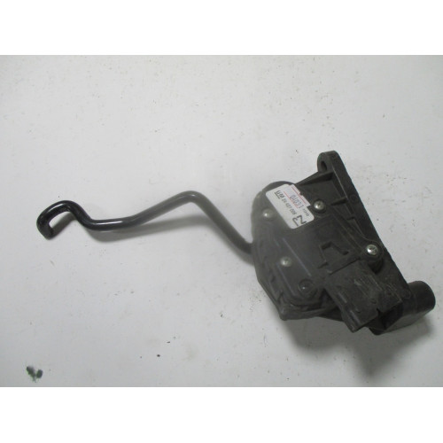 Opel Astra H Gaz Pedalı 24427006 