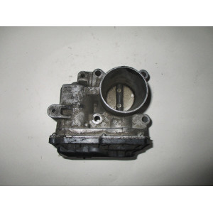 Renault Clio 3 Gaz Kelebeği 8200568712C