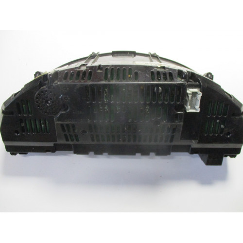  Mercedes C Class 2009 Benzinli Kilometre Saati Gösterge Paneli A2049003102