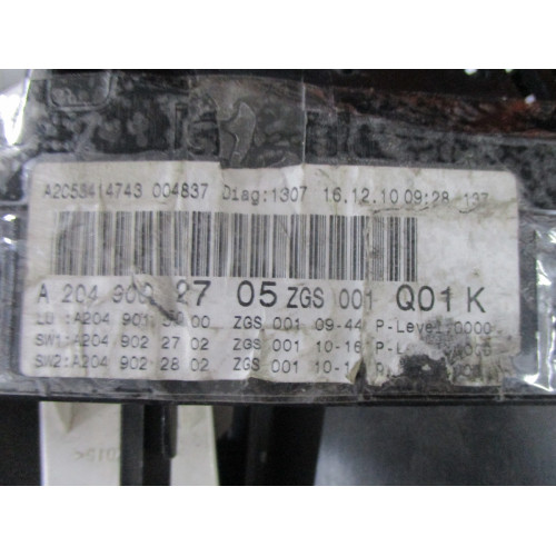  Mercedes W204 Dizel Kilometre Saati Gösterge Paneli A2049002705