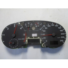 Audi A3 Kilometre Saati Gösterge Paneli 8L0919860