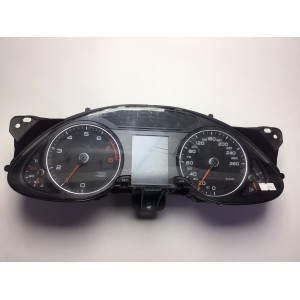 Z Audi A4 Gösterge Paneli Kilometre Saati 8K0920901K